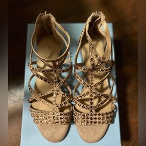 NEW Sandals Size 8.5